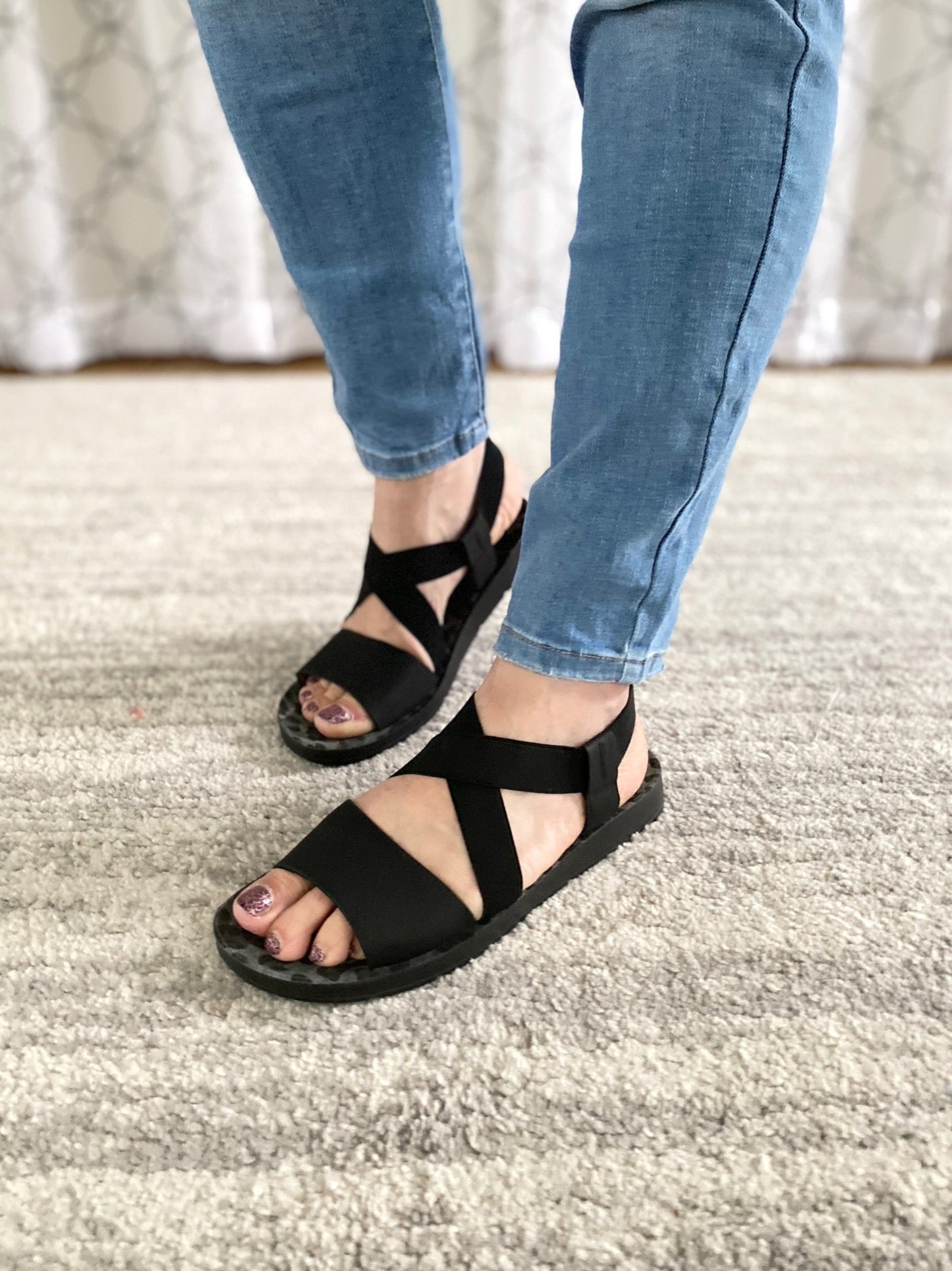 Thrive Sandals in Black