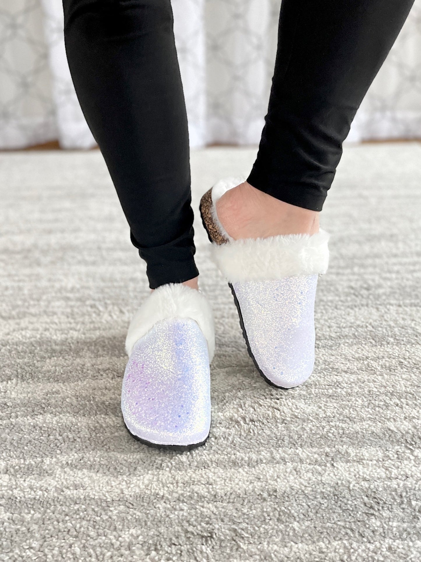 Sparkle & Shine Slides in White