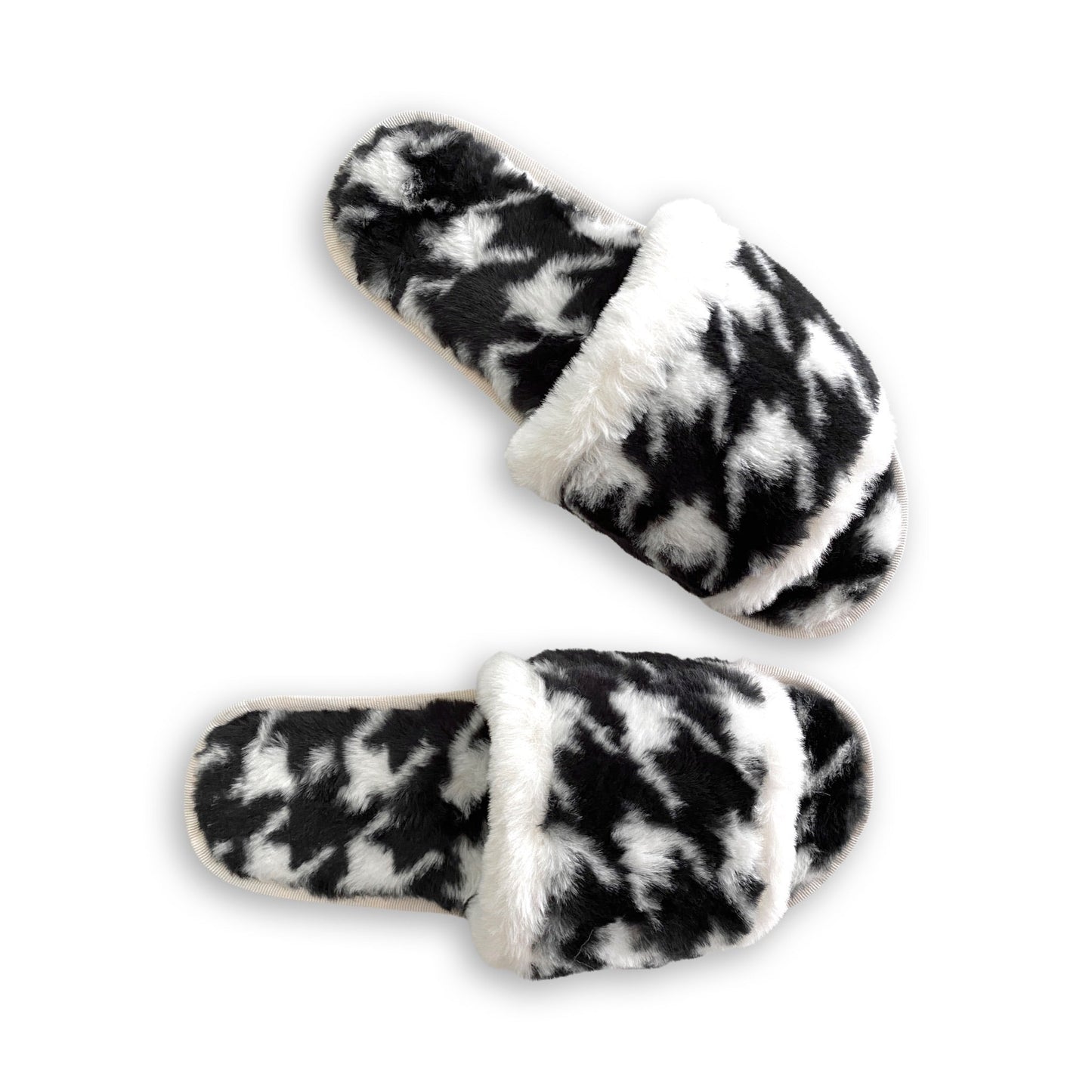 A Cozy Evening Slippers