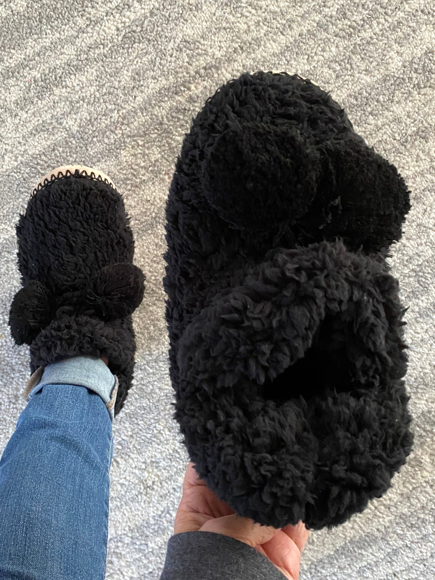 Snuggle Slippers in Black