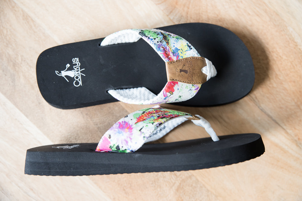 Aquaholic Sandals in Floral Splatter