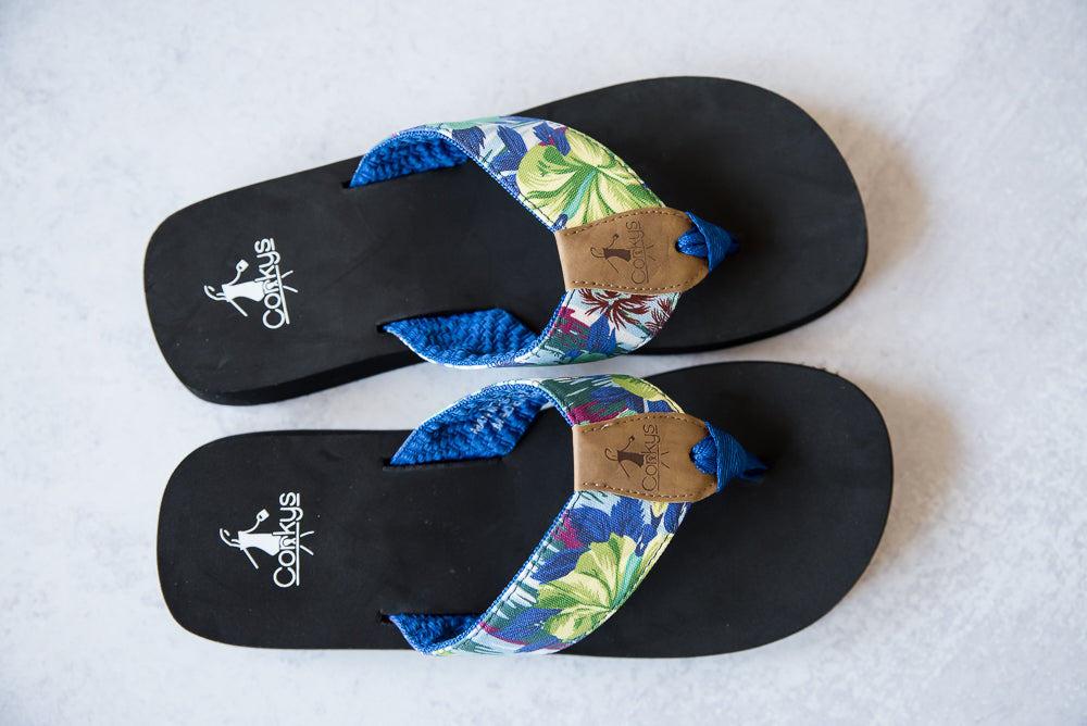 Aquaholic Sandals in Blue Hawaii