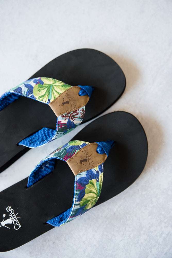 Aquaholic Sandals in Blue Hawaii