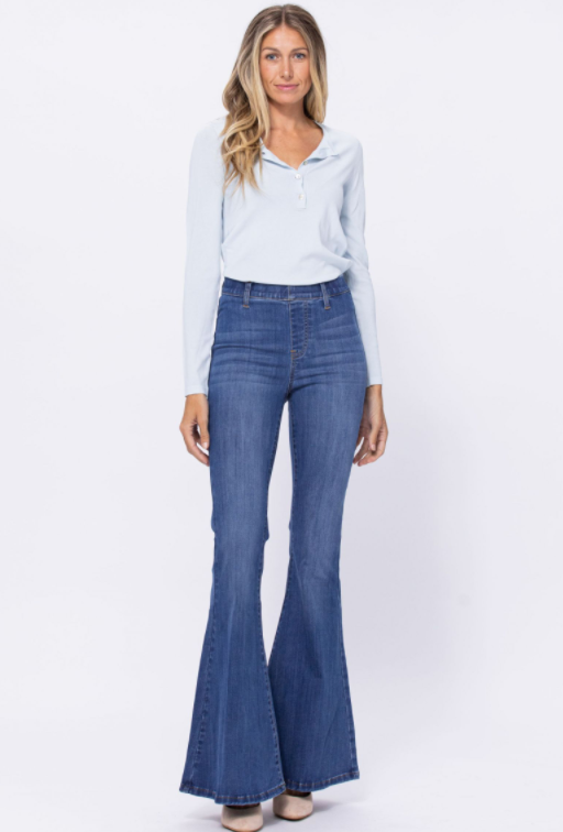 Flare for the Dramatic Judy Blue Jeans