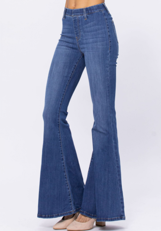 Flare for the Dramatic Judy Blue Jeans