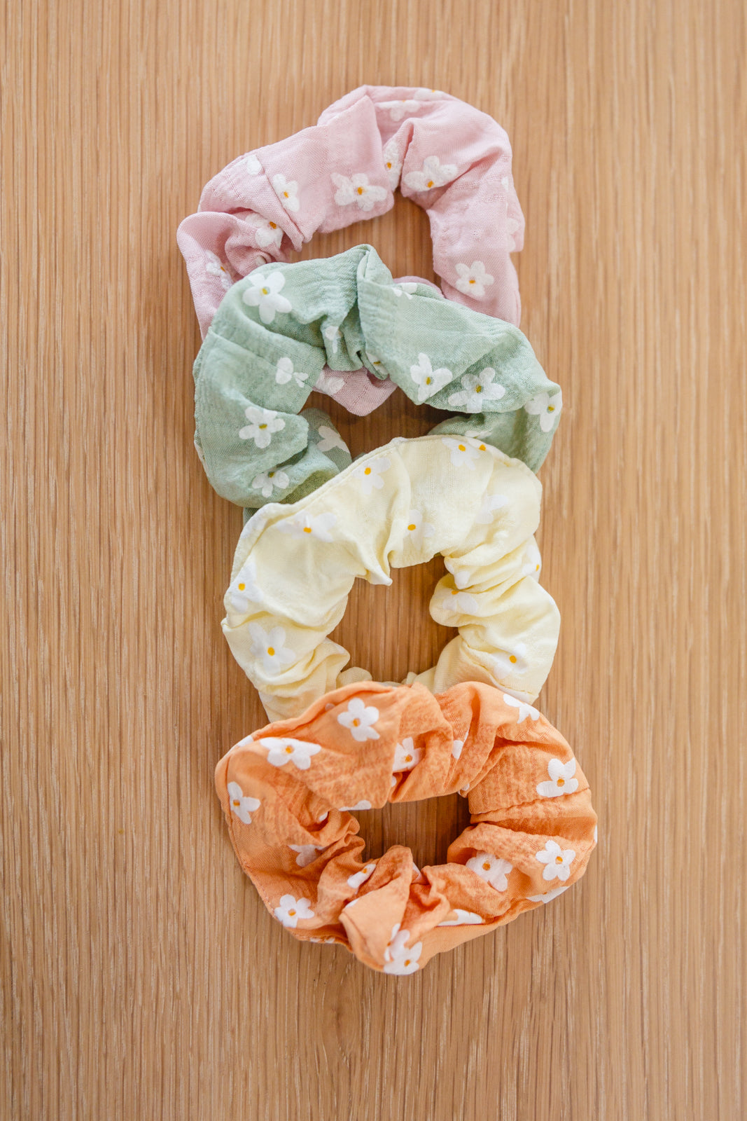 Daisy Day Hair Scrunchies