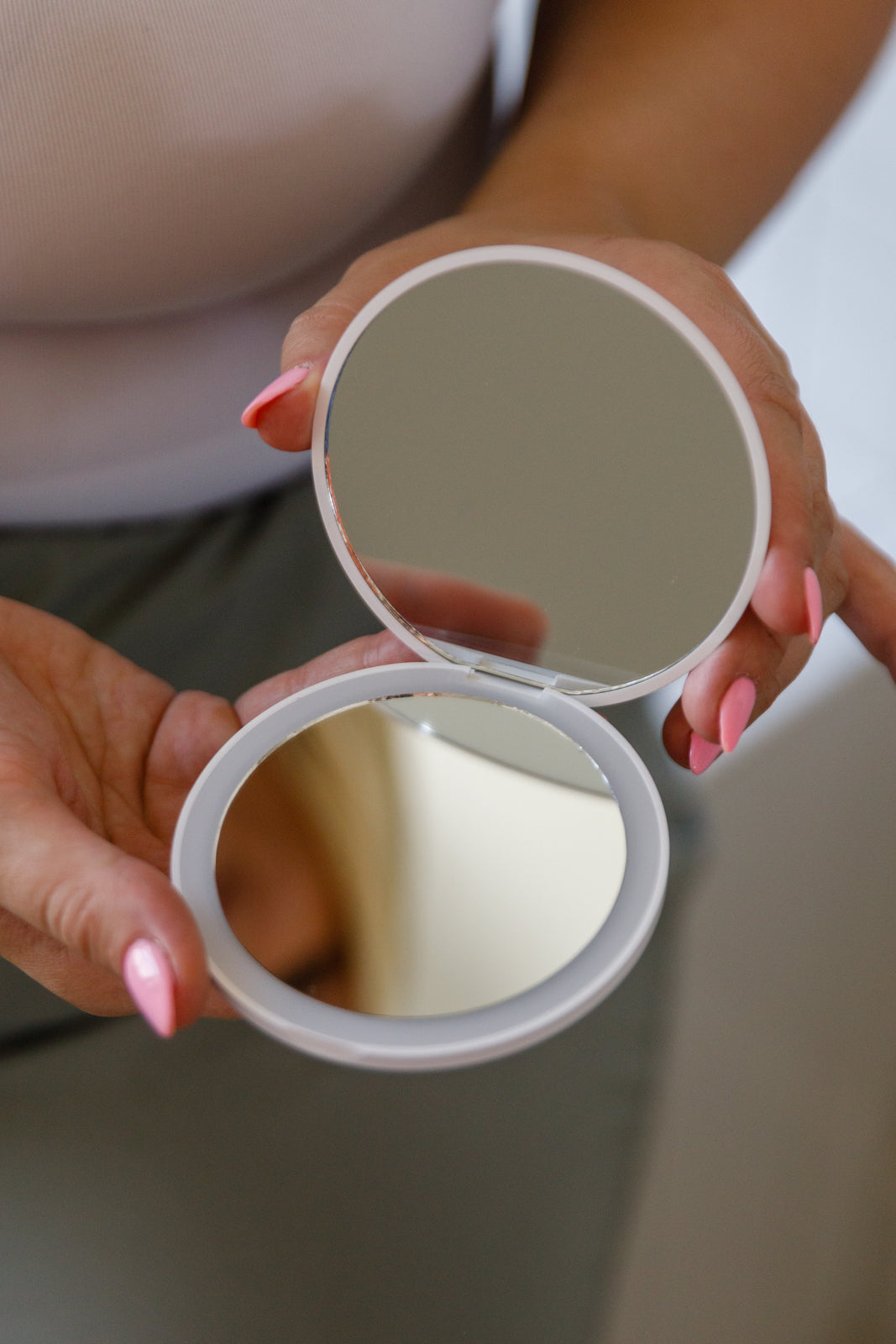 Double Take LED Compact Mirror in White